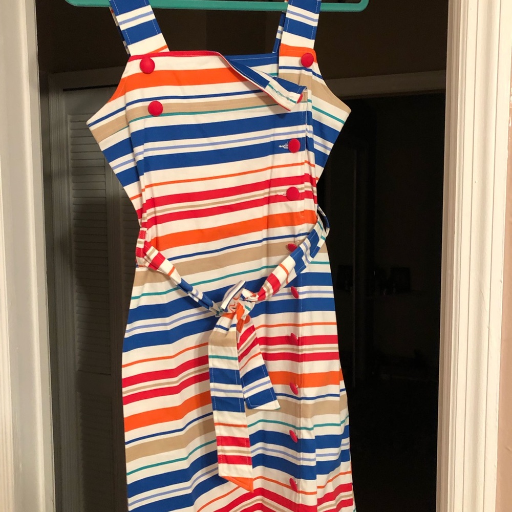 Dress - Picture 3 of 4